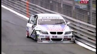 Wypadek samochodu bezpieczeństwa