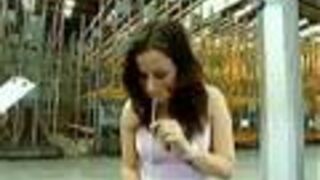 Braniacy - Najdłuższa słomka przez którą da się pić