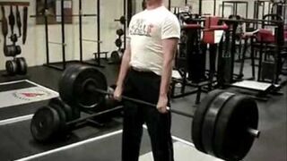 Gość podnosi 200kg i mdleje