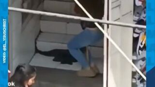 Poproszę o numer większe