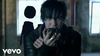 Three Days Grace - Pain (Official Video)