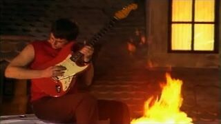 MIKE OLDFIELD To France (1984) [HQ]