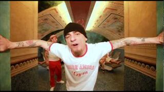 Due Di Picche - Faccia Come il Cuore official video