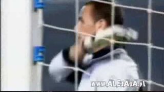 Goła baba strzela Gola