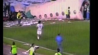 Bruce Lee is not dead. Football fight