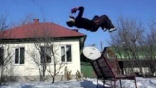 Backflip - Głową o ławkę