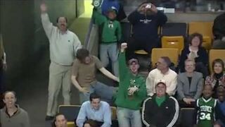Funny CRAZY fan on match ! EPIC !! WIN !!