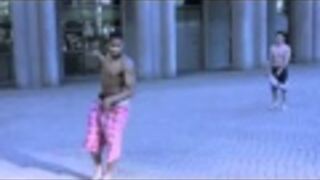 Capoeira Battle Ends In Wall = FAIL