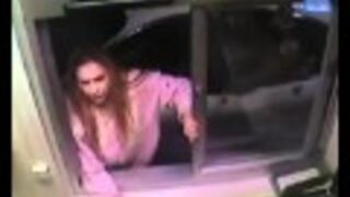 Kolesina robi rozpierdziel w MC Drivie