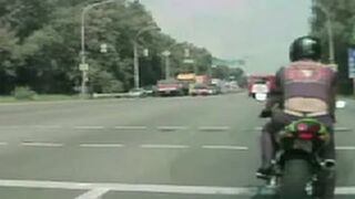 Motorcycle Showoff FAIL