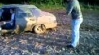 Rosja: Zabawa w lesie