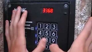 Znane kawałki na domofonie