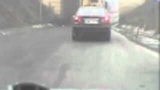 Za chaczył o wiadukt