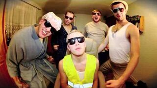 V-Unit - V nie dla ACTA (KRADZIONY BIT)