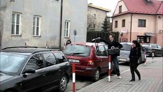 Rzucił się jak Reksio na żołędzie