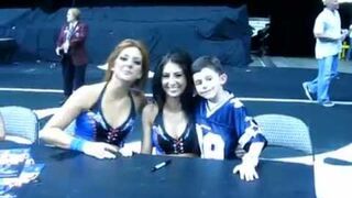 Chłopiec pocałował cheerleaderkę!