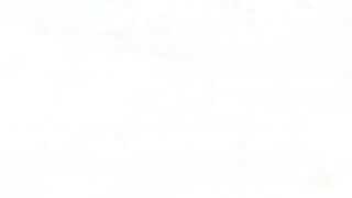 Dziewczyna zapadła się pod ziemię