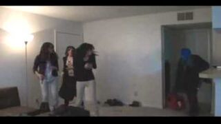 Hidden camera : burglar