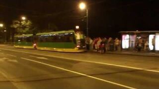 Powrót do domu na tyłach tramwaju