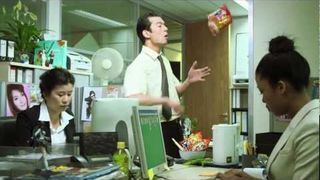 Szef pokazuje jak jeść makaron