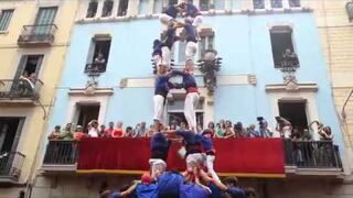 Human tower FAIL