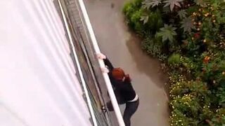 Kochanka bierze nogi za pas