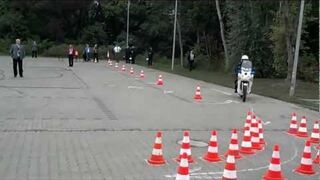 Policja - Nauka jazdy?