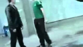 Nokaut w Rosji na ulicy (+18)