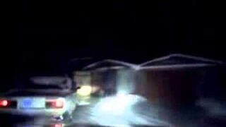 Dzieci uciekają przed policją