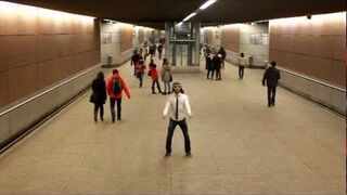 Harlem Shake Grunwaldzki (Wroclaw), Poland - Fábio Ferreira