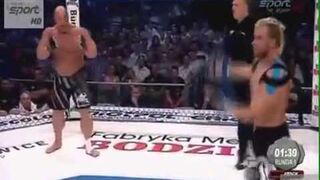 Benny Hill vs Robert Burneika vs Dawid Ozdoba
