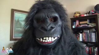 Ukryta kamerka, goryl w bagażniku