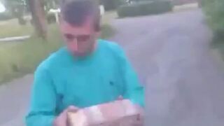 Rozwalanie pustaka na głowie