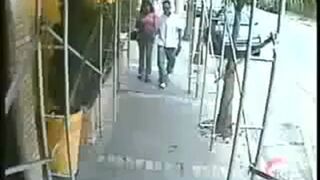 Ukryta kamera - Oblewanie wodą