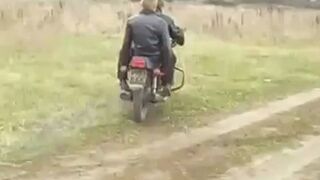 Rosjanie na motorze