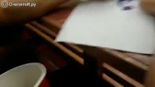 Profesor zaatakował głupiego studenta