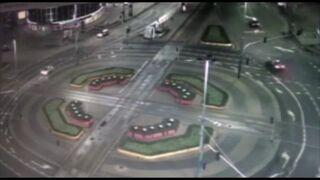 Pijana wjechała autem w przejście pod Rotundą