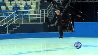 Evgeni Plushenko Spectacular Pirouette - Sochi 2014