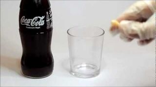 Ząb + Cola = Czy to prawda?