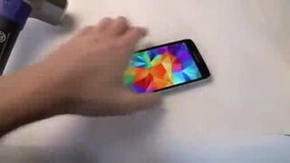 Samsung Galaxy S5 - Test na młotek i Wybuch baterii