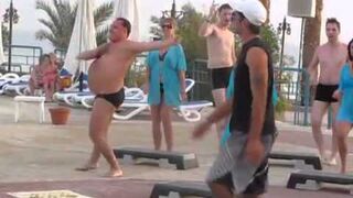 Pijany rosyjski instruktor tańca