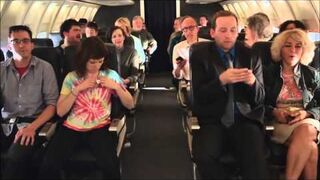 Dlaczego nie wolno korzystać z telefonu w samolocie?