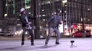 Dwóch panów z electro dance