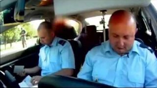 Pościg za nerwową kobietą - Uwaga Pirat