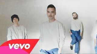 The Aikiu - Win (Clip officiel) ft. JD Samson