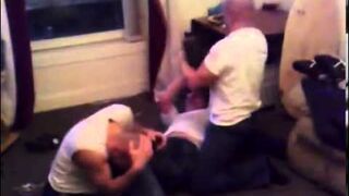 Pijani Polacy biją się Cyfrowym Polsatem po głowie