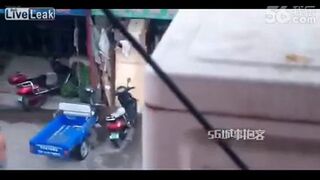 Bił żonę, skończył marnie - samosąd na ulicy