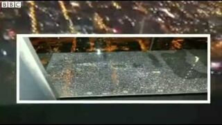 Pękła szklana podłoga we wieży widokowej!