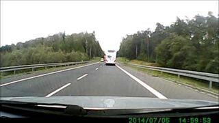 Zimna krew kierowcy autobusu.