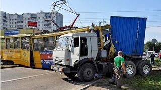 Car Crashes Compilation - Terrible